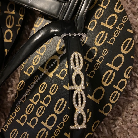 Bebe 🩴 - Picture 2 of 3